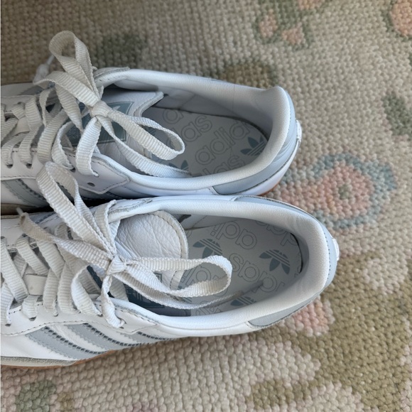 Adidas Sambas - Picture 3 of 4